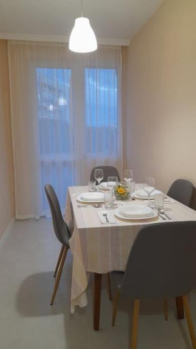 Slivnitsa 105 Apartman Várna Kültér fotó